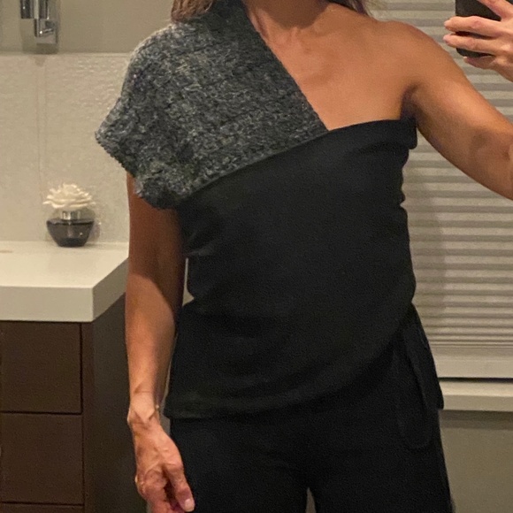 Sarah Pacini Wrap Scarf - Picture 5 of 8